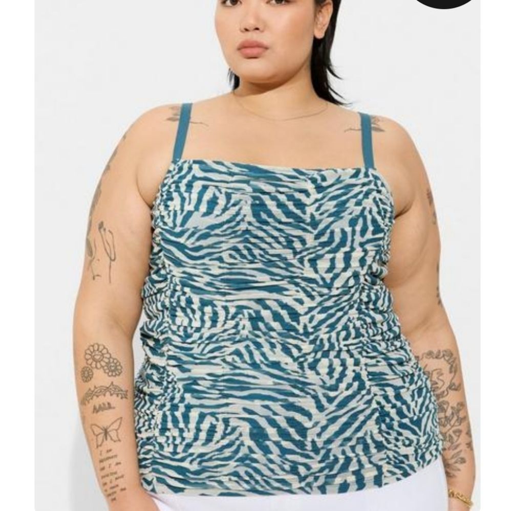 New Torrid Blue Zebra Stretch Mesh Cropped Shirred Floral Tank 2 2X